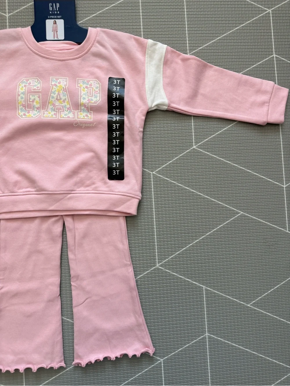 GAP Kids|Baby girl/toddler matching lounge set,floral lettering sweater & flare•